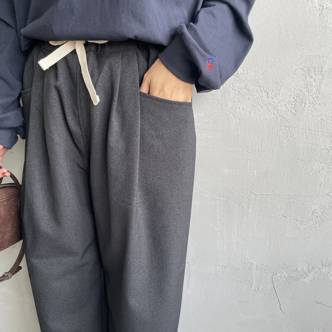 DANTON [ダントン] タックパンツ [DT-E0274FLP] DK.GRN GRY &&モデル身長：160cm 着用サイズ：36&&