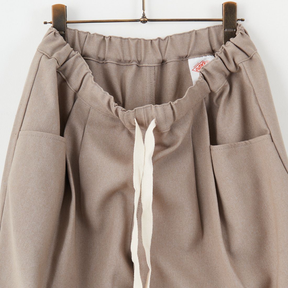 DANTON [ダントン] タックパンツ [DT-E0274FLP] TAUPE