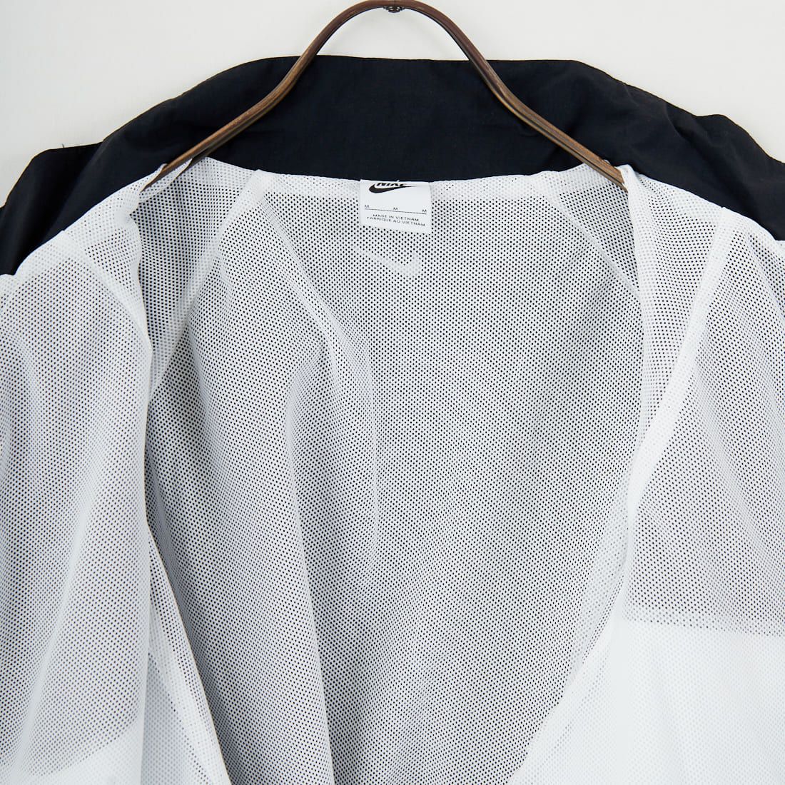 NIKE [ナイキ] ウィメンズ NSW オーバーサイズド ウーブンジャケット [HV4108] 010 BLACK