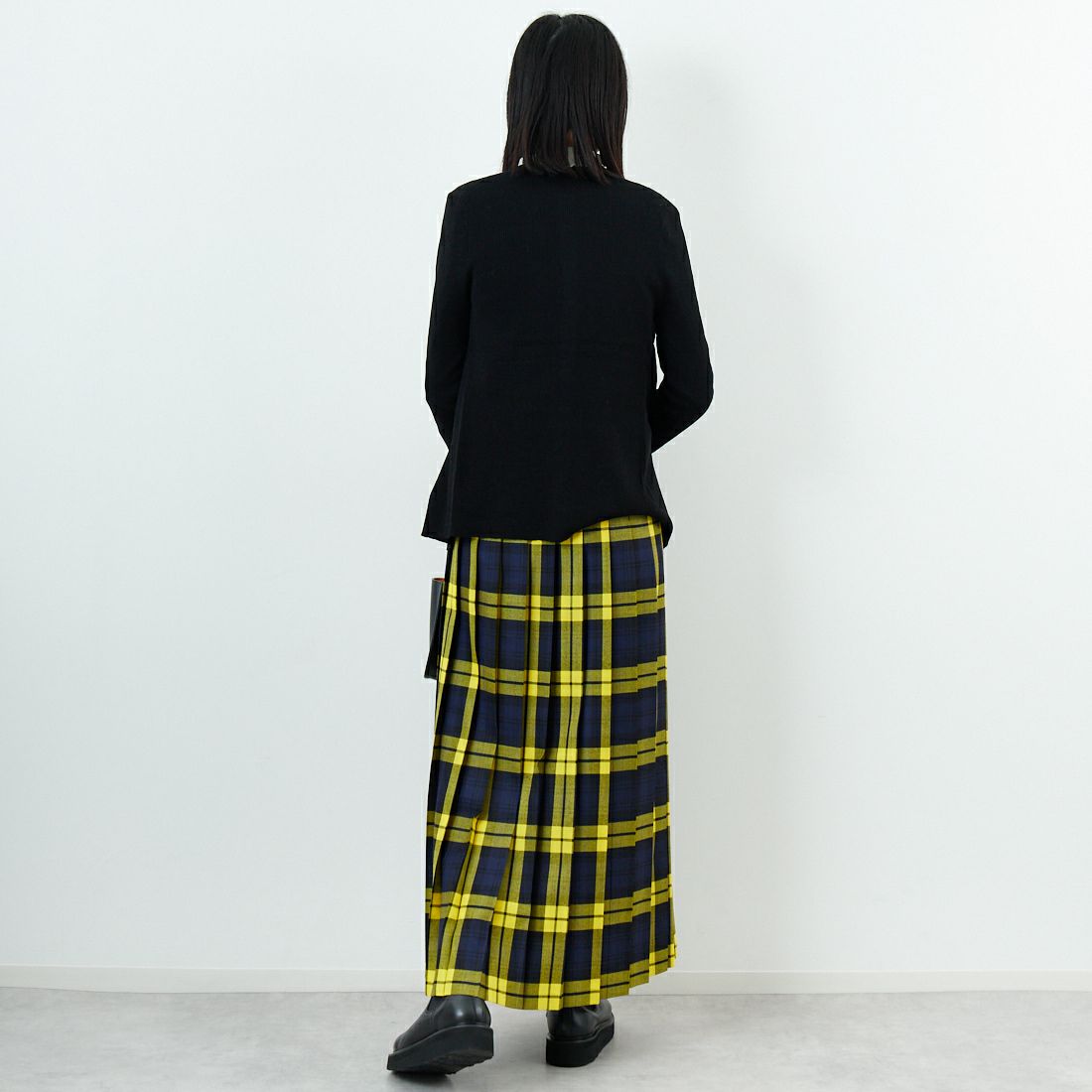 O'NEIL OF DUBLIN [オニールオブダブリン] ウールロングキルトスカート [12491] INISHBIGGL &&モデル身長：162cm 着用サイズ：8&&