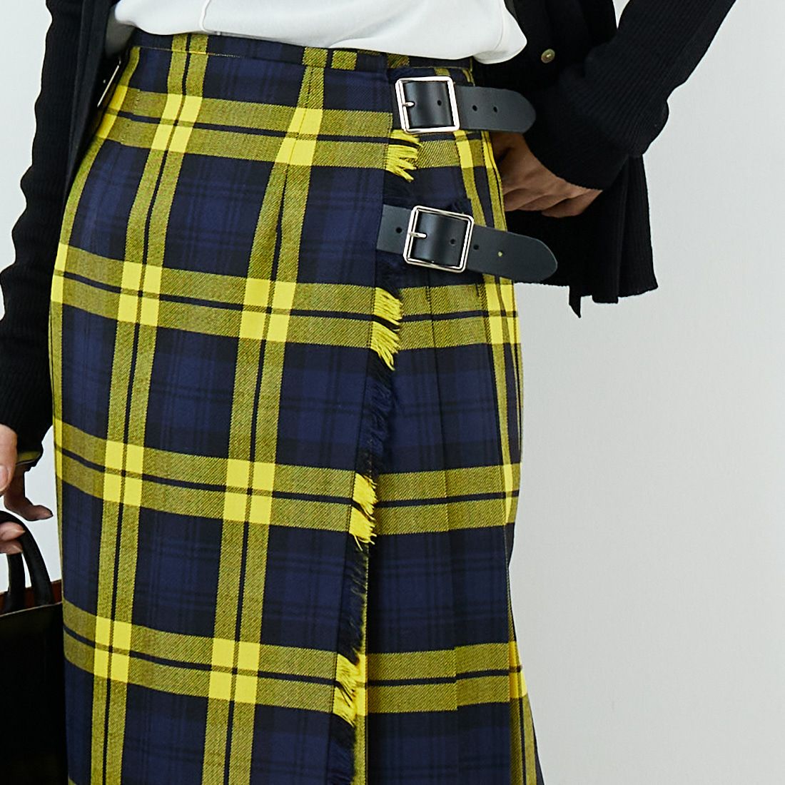 O'NEIL OF DUBLIN [オニールオブダブリン] ウールロングキルトスカート [12491] INISHBIGGL &&モデル身長：162cm 着用サイズ：8&&