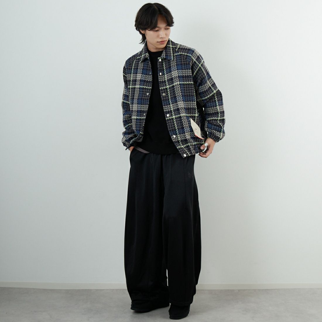 HELLO CALIF [ハローカリフ] ツイストツイルチェックコーチジャケット [HC-254-074] 820 BLUE &&モデル身長：179cm 着用サイズ：M&&