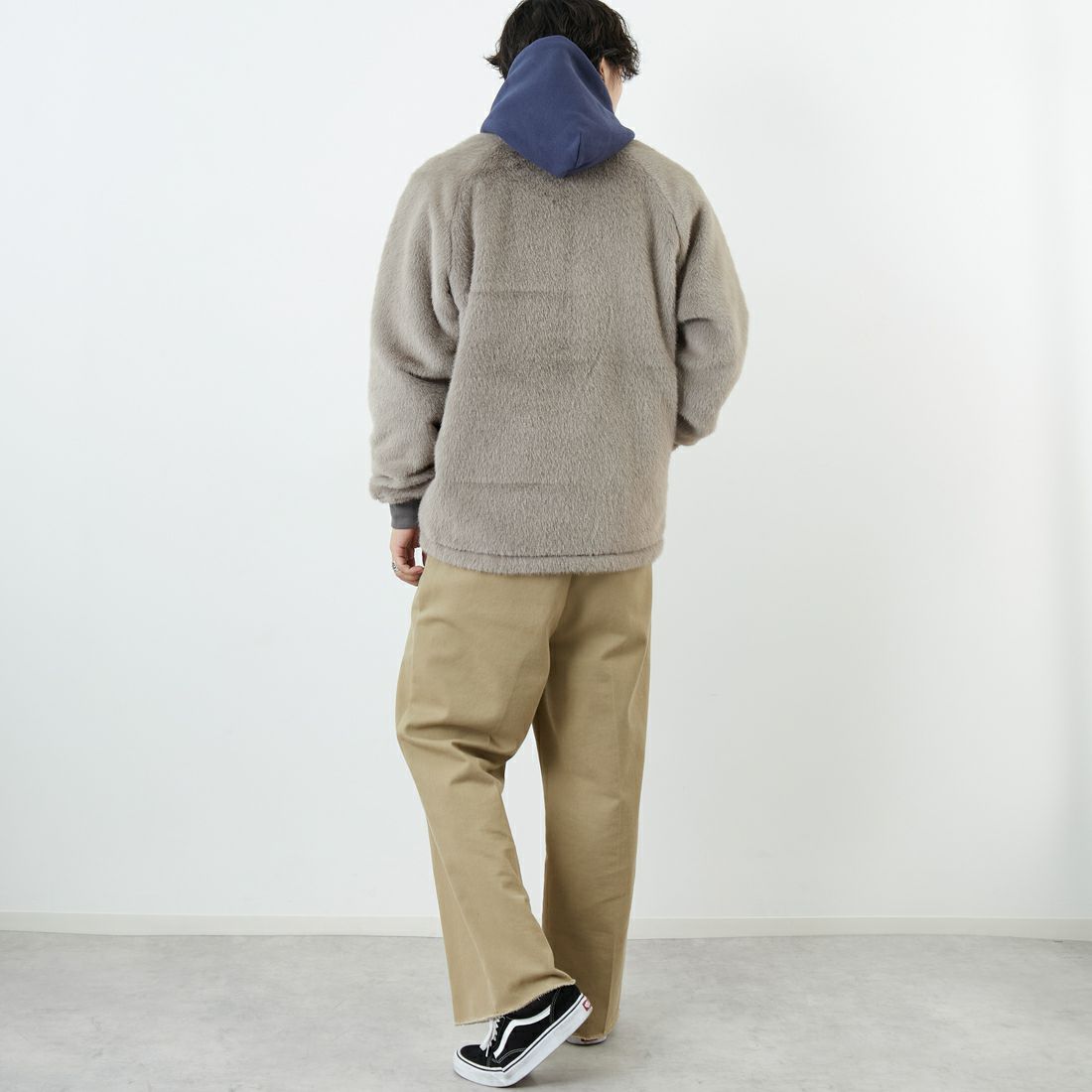 HELLO CALIF [ハローカリフ] ファーボンバーコーチジャケット [HC-254-057] GRYGE &&モデル身長：179cm 着用サイズ：L&&