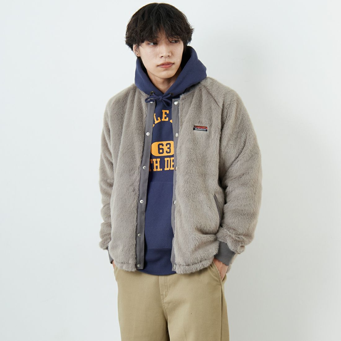 HELLO CALIF [ハローカリフ] ファーボンバーコーチジャケット [HC-254-057] GRYGE &&モデル身長：179cm 着用サイズ：M&&
