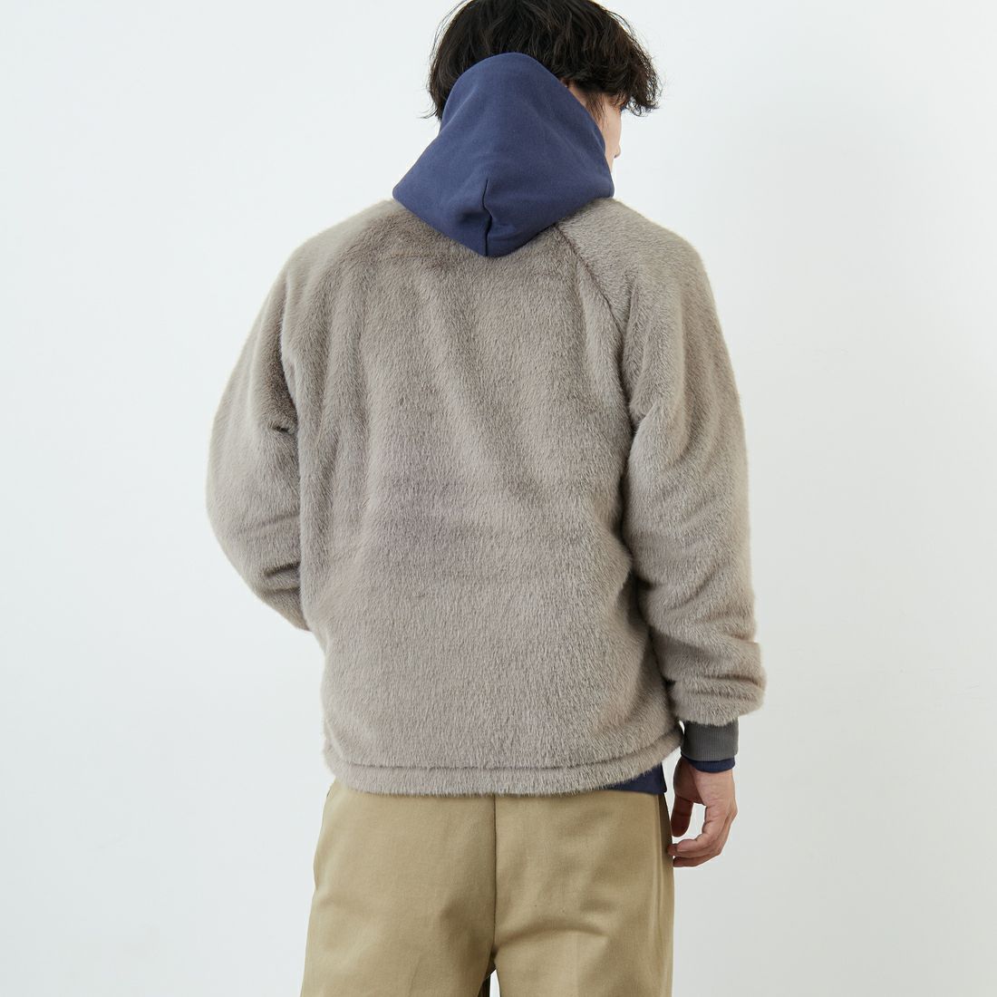 HELLO CALIF [ハローカリフ] ファーボンバーコーチジャケット [HC-254-057] GRYGE &&モデル身長：179cm 着用サイズ：S&&