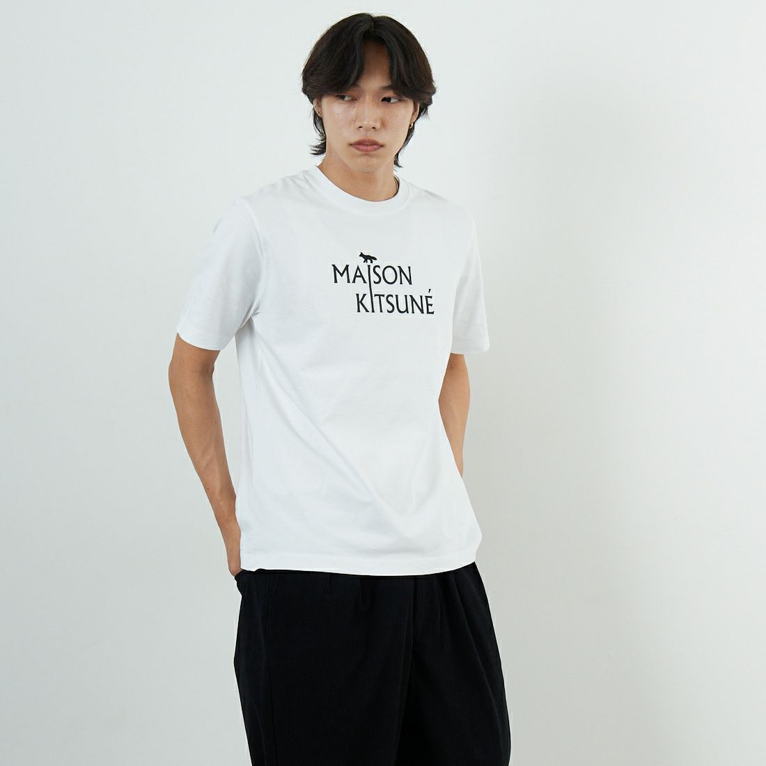 P100 WHITE&&モデル身長：179cm 着用サイズ：S&&