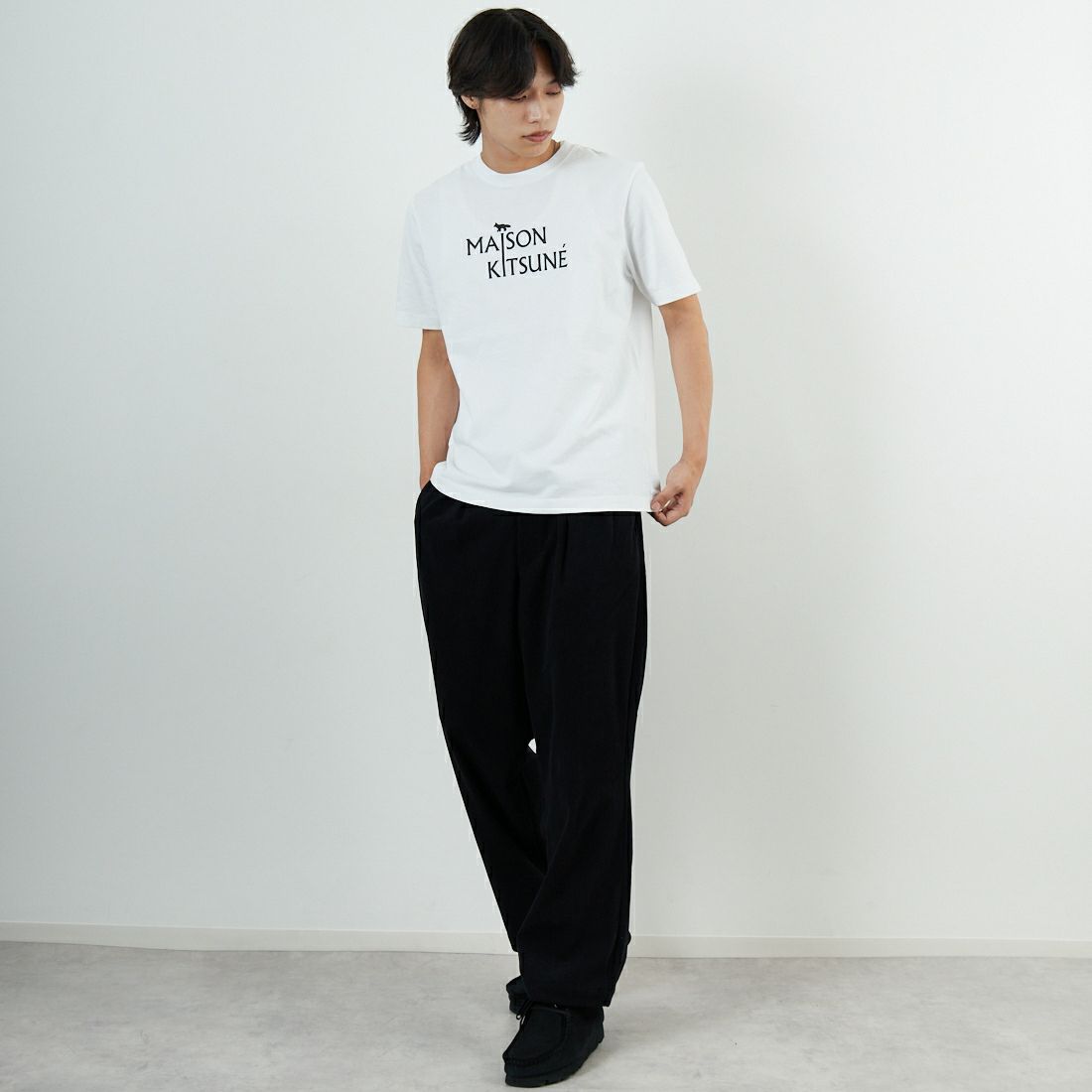 MAISON KITSUNE [メゾン キツネ] PILLAR コンフォートTシャツ [PM00115KJ7025] P100 WHITE &&モデル身長：179cm 着用サイズ：S&&