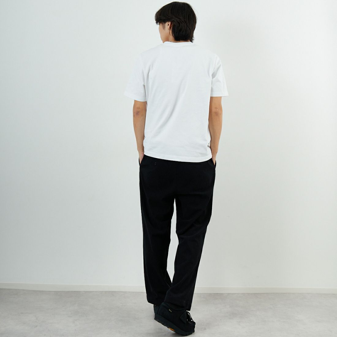 MAISON KITSUNE [メゾン キツネ] PILLAR コンフォートTシャツ [PM00115KJ7025] P100 WHITE &&モデル身長：179cm 着用サイズ：S&&