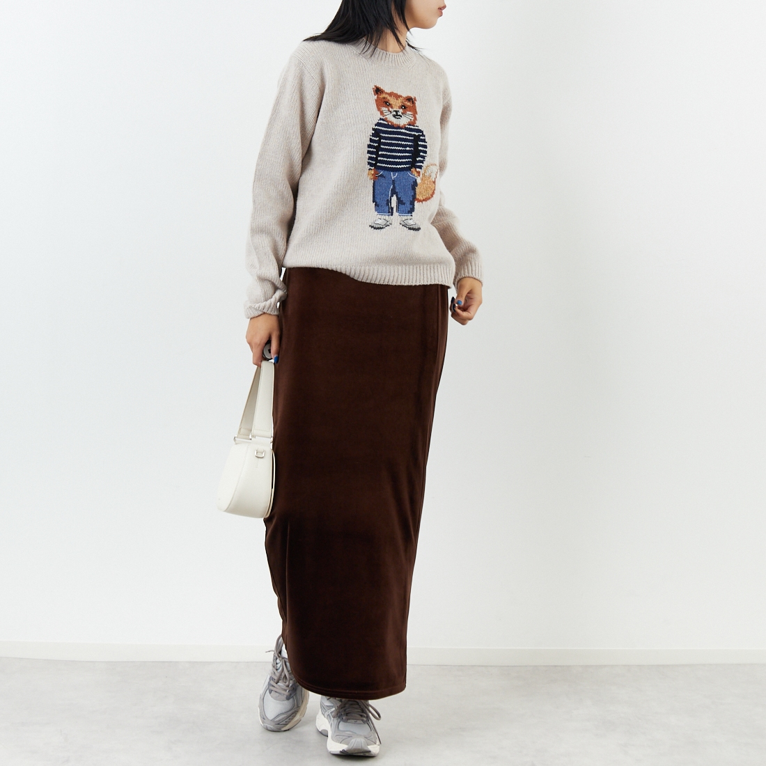 MAISON KITSUNE [メゾン キツネ] ドレスドフォックス インターシャウールジャンパー [PW00812KH0002] 0382 P.WHI &&モデル身長：167cm 着用サイズ：S&&