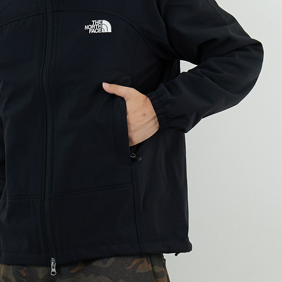 THE NORTH FACE [ザ ノースフェイス] アドバンスドジャケット [NP72550] K &&モデル身長：179cm 着用サイズ：M&&