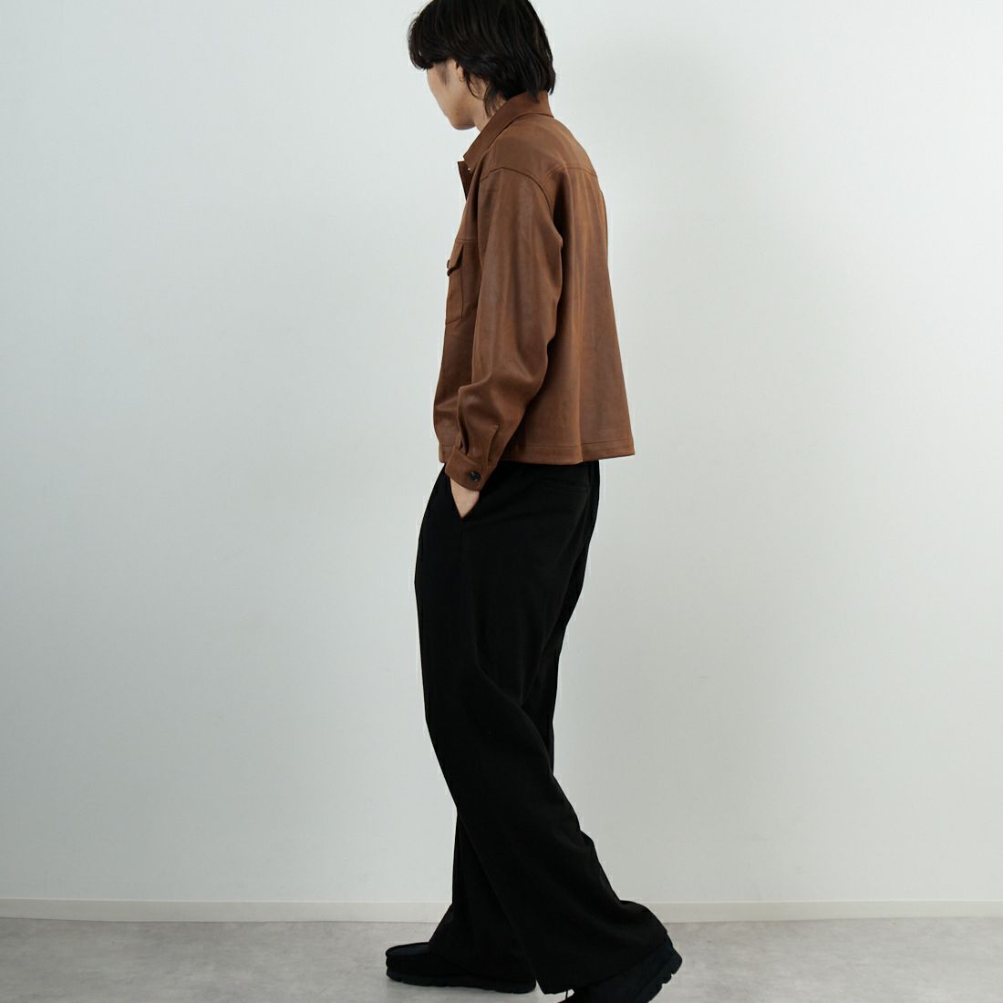 SLICK [スリック] シンセティックレザートラッカージャケット [5111047] 500 BROWN &&モデル身長：179cm 着用サイズ：1&&