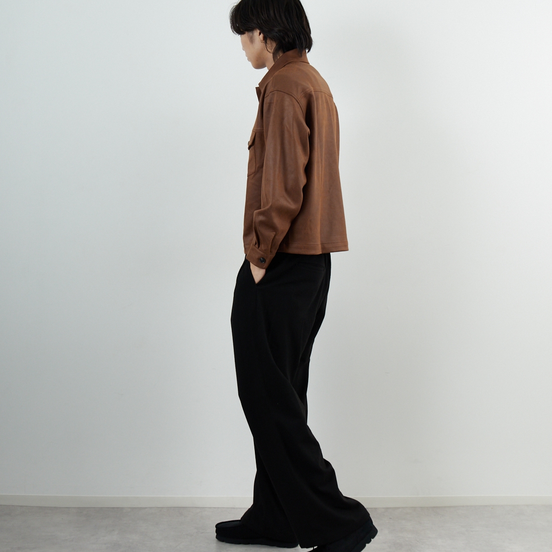 SLICK [スリック] シンセティックレザートラッカージャケット [5111047] 500 BROWN &&モデル身長：179cm 着用サイズ：1&&