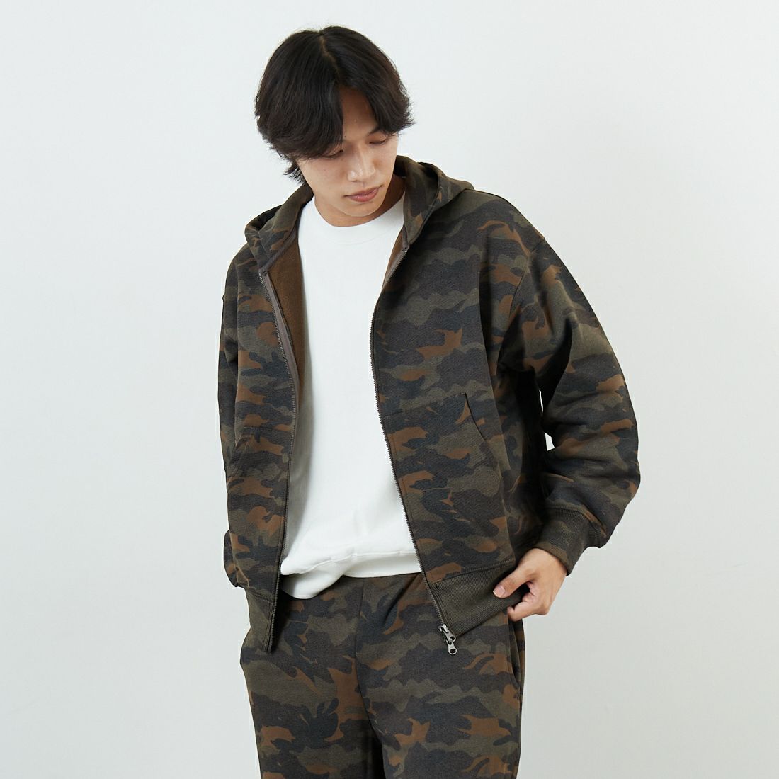 430 WOODLA&&モデル身長：179cm 着用サイズ：1&&