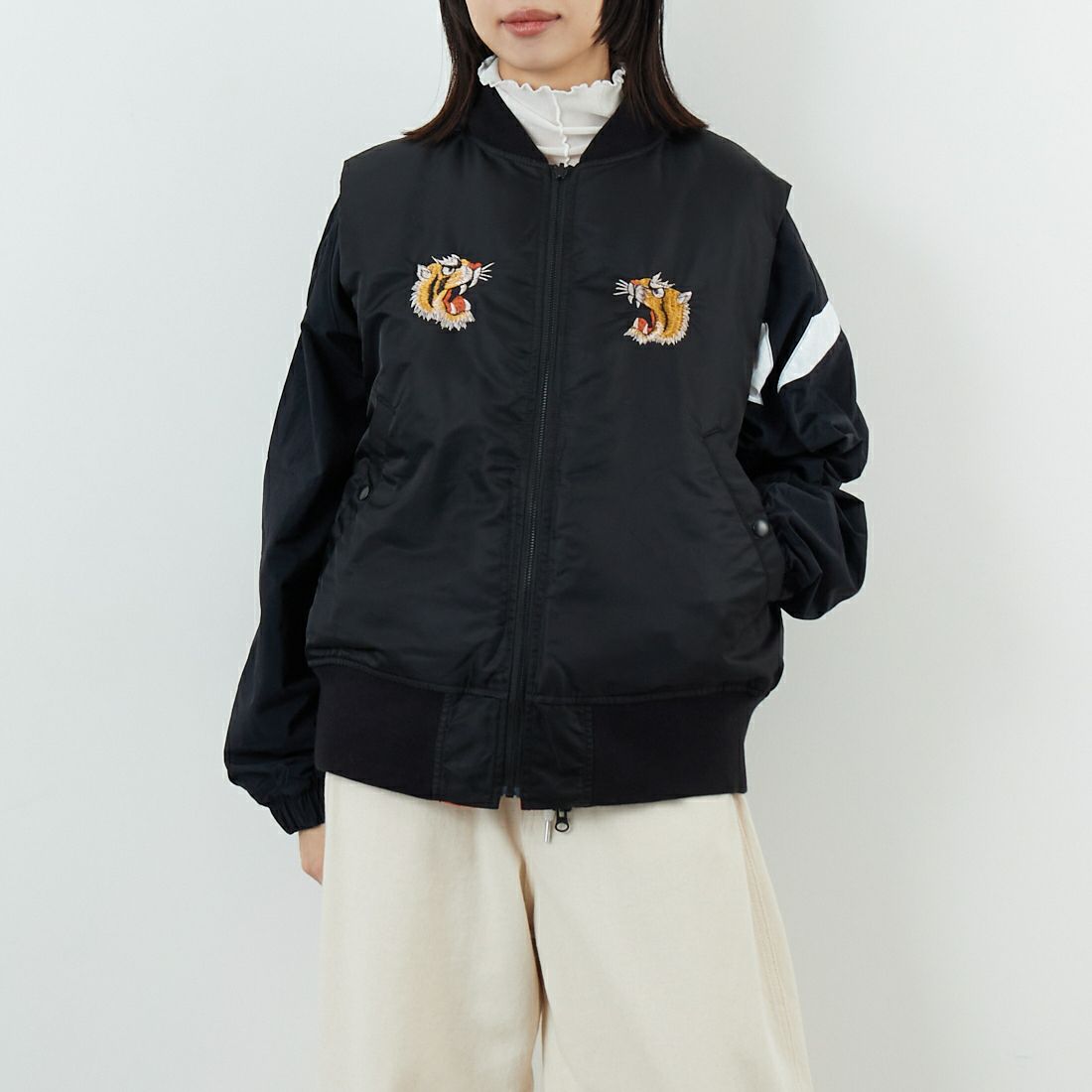 BLACK&&モデル身長：162cm 着用サイズ：XS&&