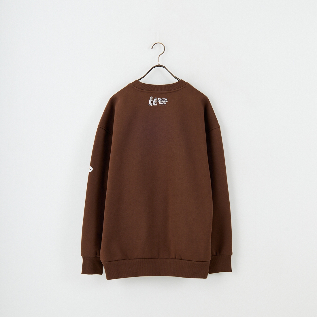 Marmot [マーモット] 別注 ブランド刺繍ロゴ クルーネックスウェット [MTFW25USW364IN-JF] BROWN