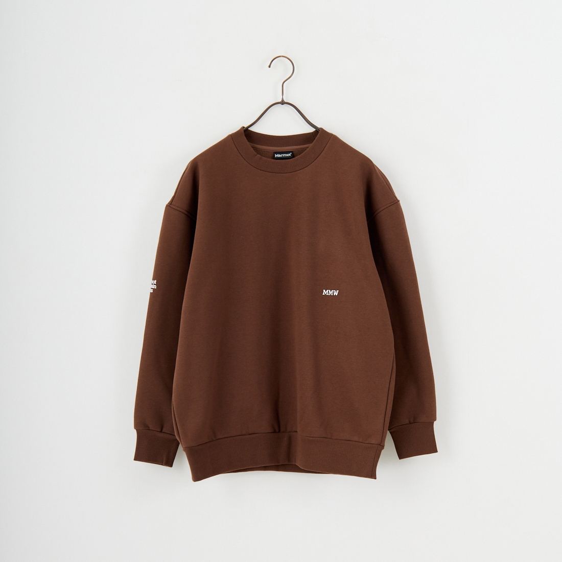 Marmot [マーモット] 別注 ブランドロゴ バックプリントスウェット [MTFW25USW362IN-JF] BROWN