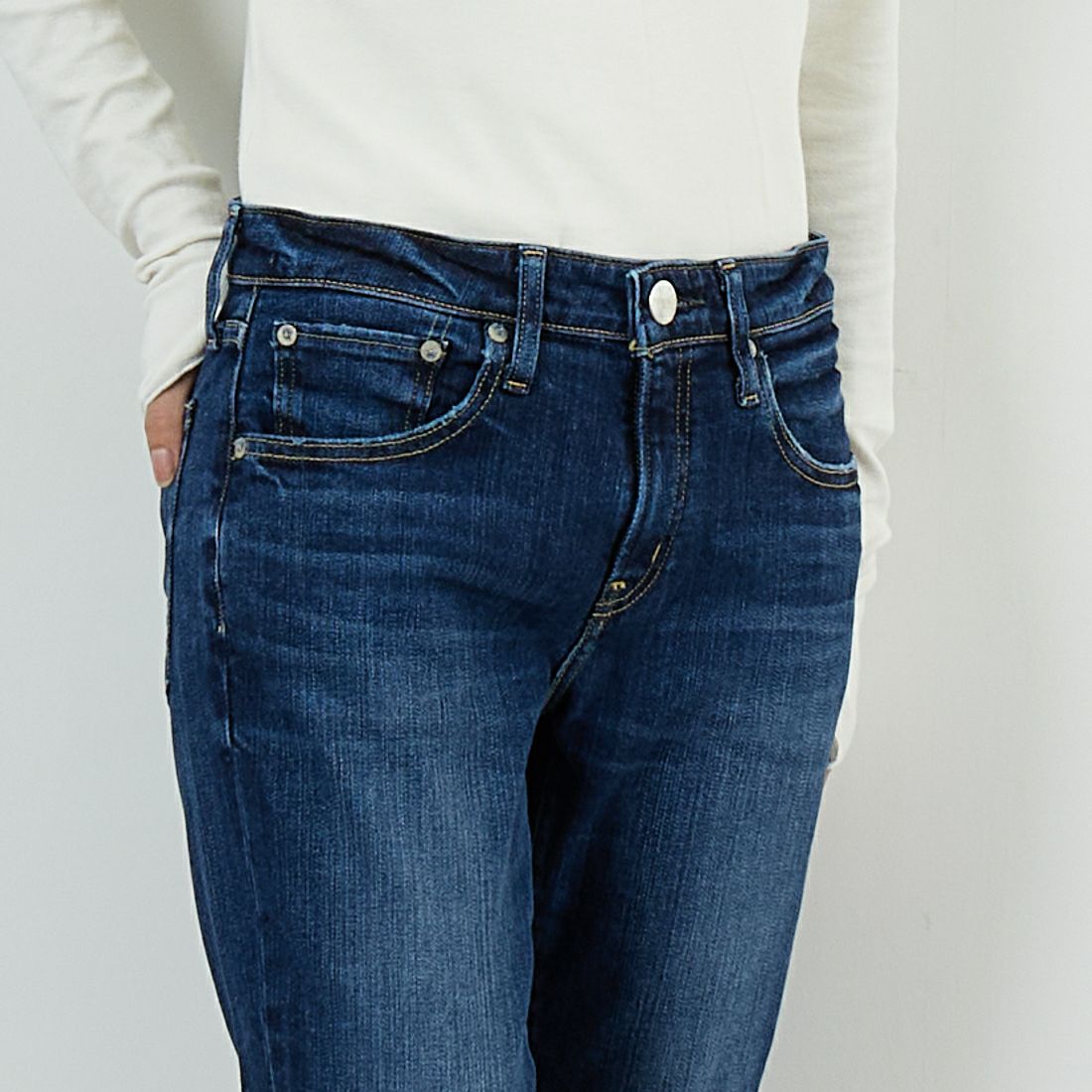 RED CARD TOKYO [レッドカード トーキョー] 35th Anniversary アンクルスリムテーパードデニム [26W30301DKU] A-DK USED &&モデル身長：162cm 着用サイズ：25&&