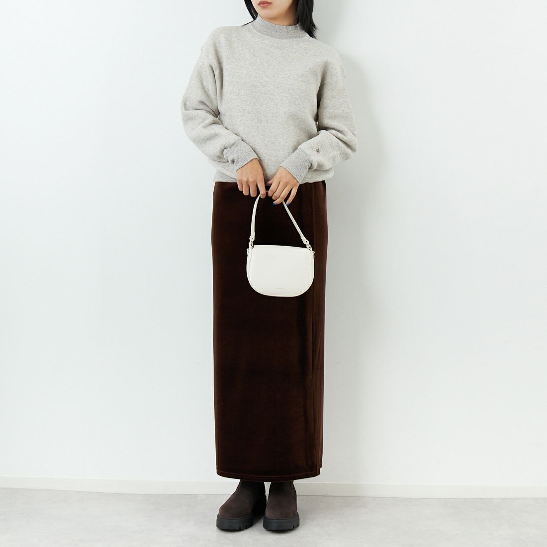 TICCA [ティッカ] ダウニー裏毛ハイネックプルオーバー [TBEA-301] LIGHT GREY &&モデル身長：167cm 着用サイズ：F&&