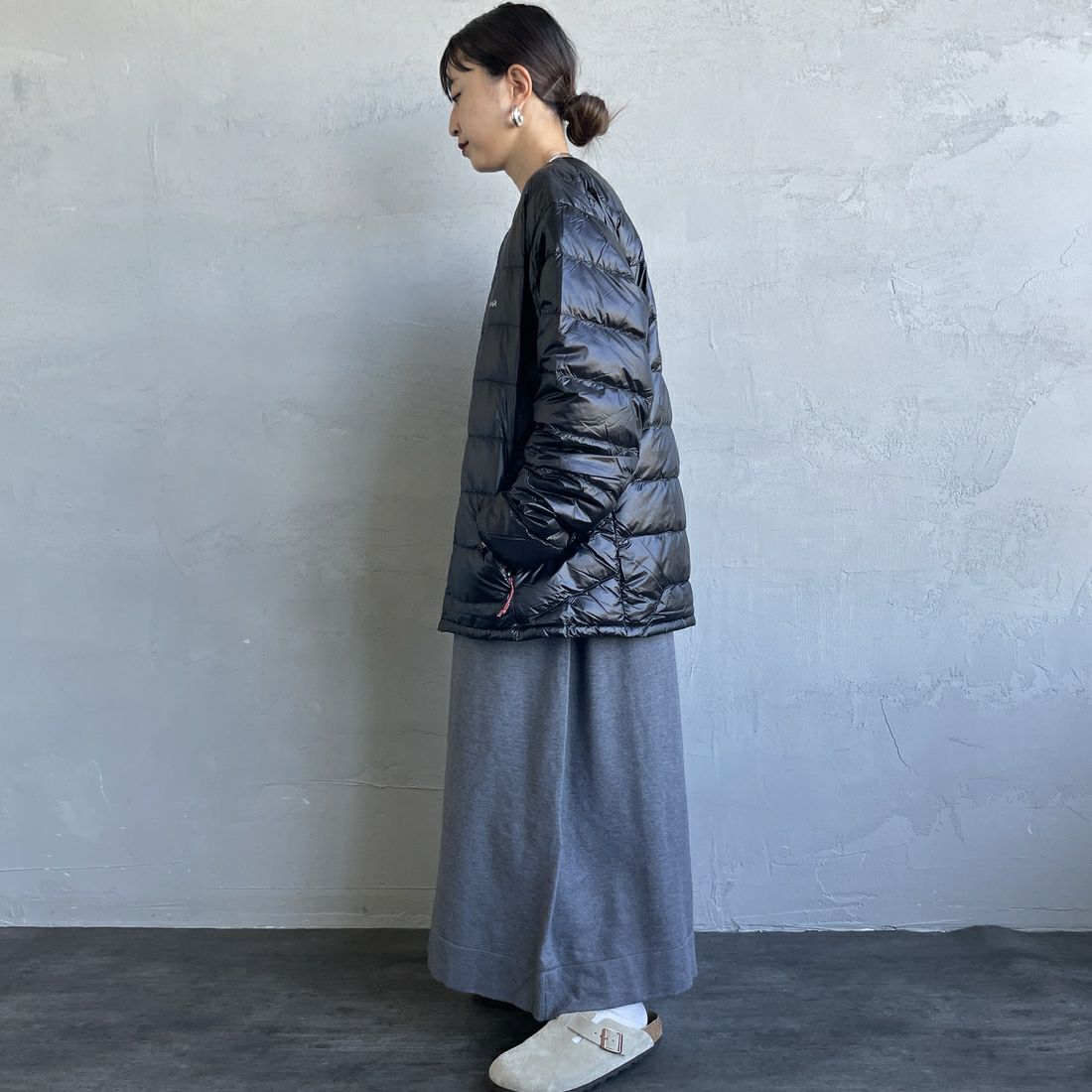 NANGA [ナンガ] 7デイズインナーダウンカーディガン [N2530-0I061A] BLK &&モデル身長：150cm 着用サイズ：S&&