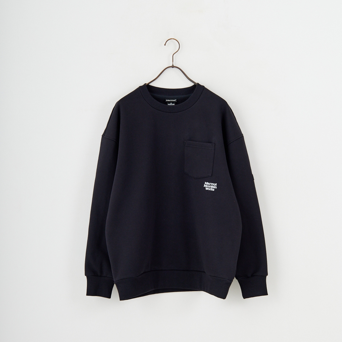 Marmot [マーモット] 別注 ワンポイントロゴ ポケットスウェット [MTFW25USW361IN-JF] BLACK