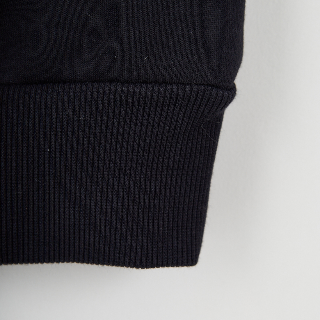 Marmot [マーモット] 別注 ワンポイントロゴ ポケットスウェット [MTFW25USW361IN-JF] BLACK