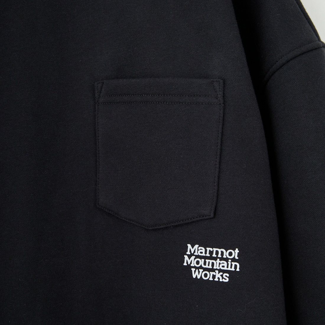 Marmot [マーモット] 別注 ワンポイントロゴ ポケットスウェット [MTFW25USW361IN-JF] BLACK