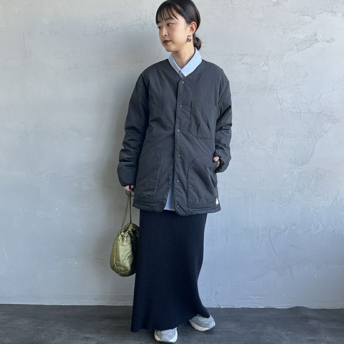 NANGA [ナンガ] ヒノックリップストップインナーダウンカーディガン [ND2441-1M300] BLK &&モデル身長：150cm 着用サイズ：S&&