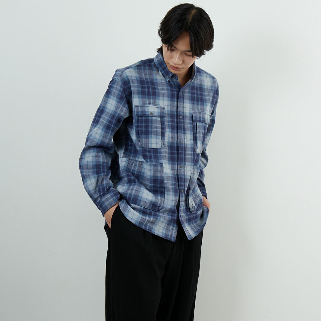 NANGA [ナンガ] フェードタータンチェックキャンプシャツ [N2530-1I107A] BLU &&モデル身長：179cm 着用サイズ：M&&