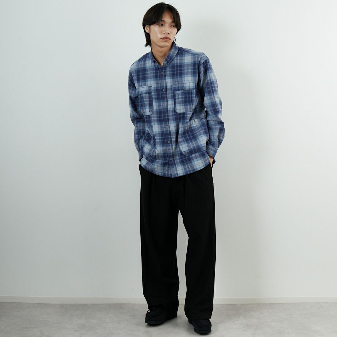 NANGA [ナンガ] フェードタータンチェックキャンプシャツ [N2530-1I107A] BLU &&モデル身長：179cm 着用サイズ：M&&