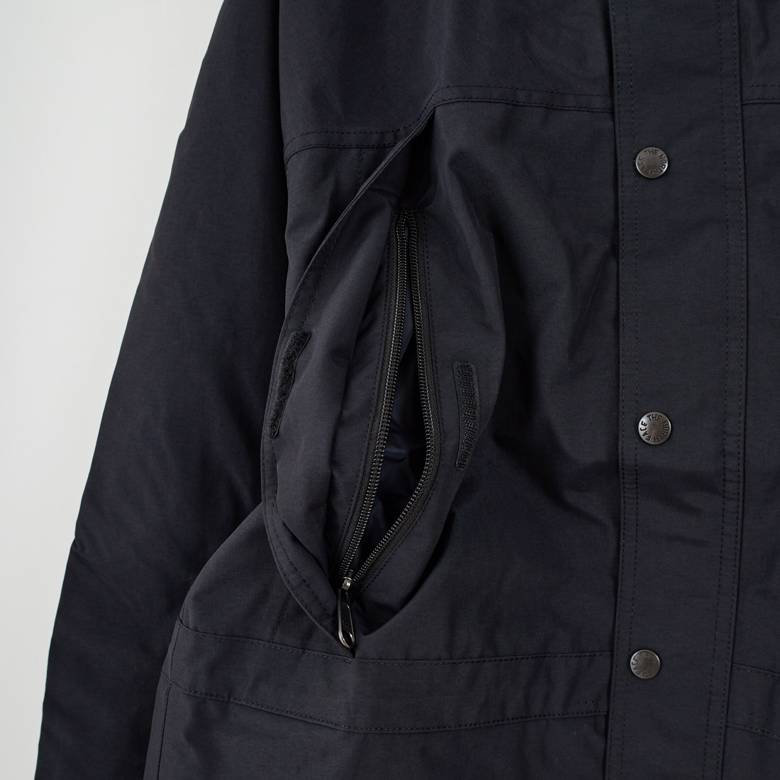THE NORTH FACE [ザ ノースフェイス] マウンテンライトジャケット [NP62550] K