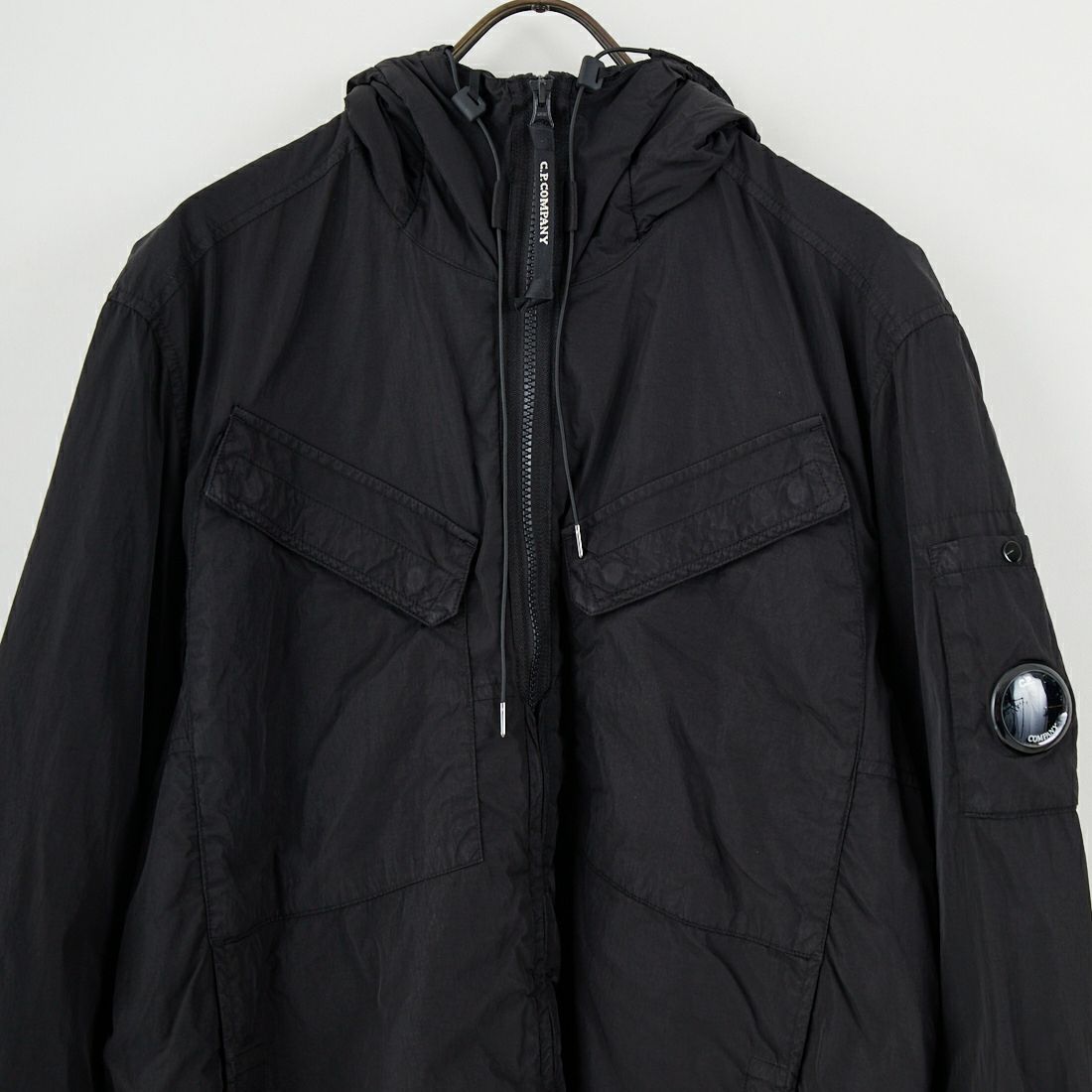 C.P.COMPANY [シーピーカンパニー] Chrome-R フーデッドジップオーバーシャツ [19CMOS084A] 999 BLACK