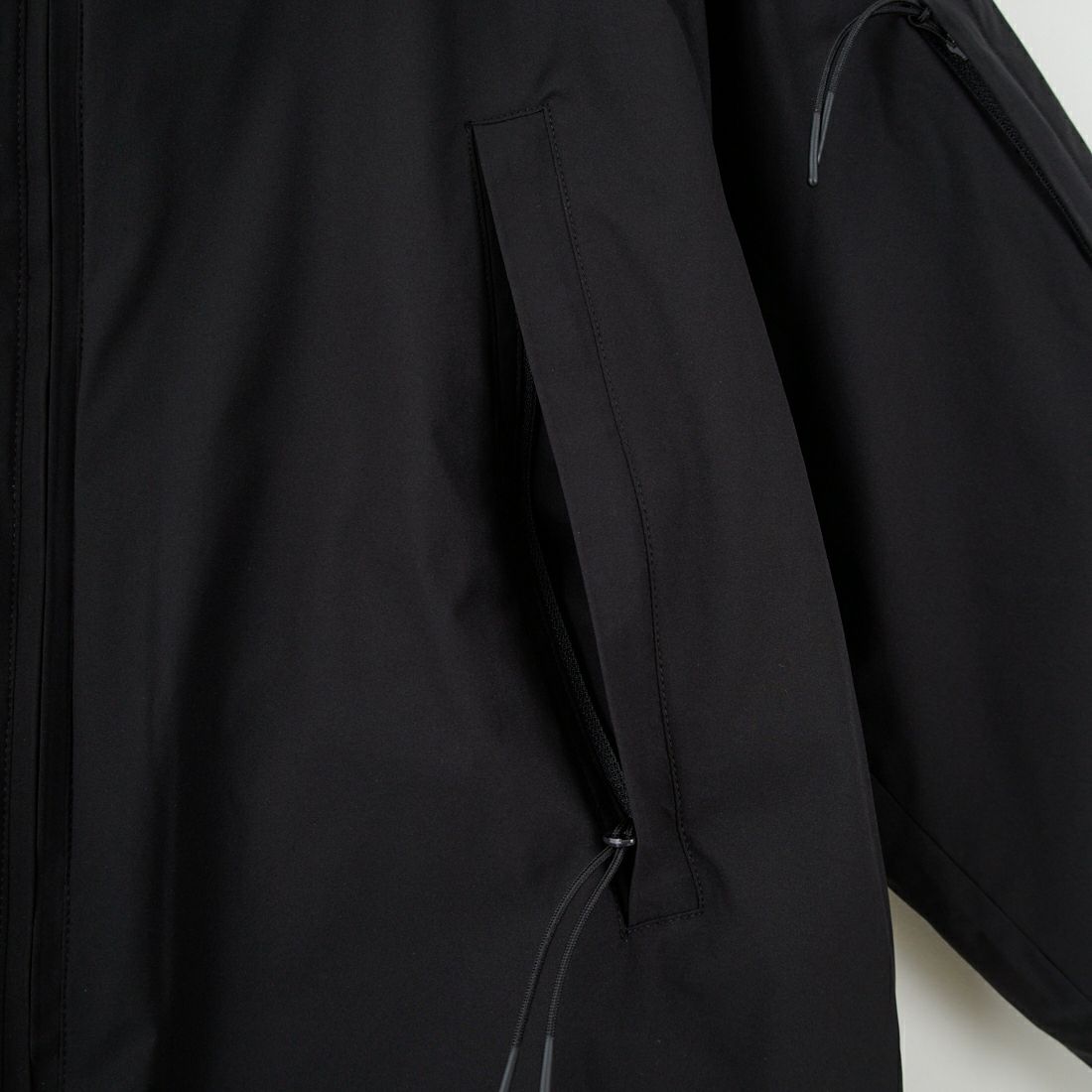 C.P.COMPANY [シーピーカンパニー] Pro-Tek フーデッドパデッドジャケット [19CMOW006A] 999 BLACK