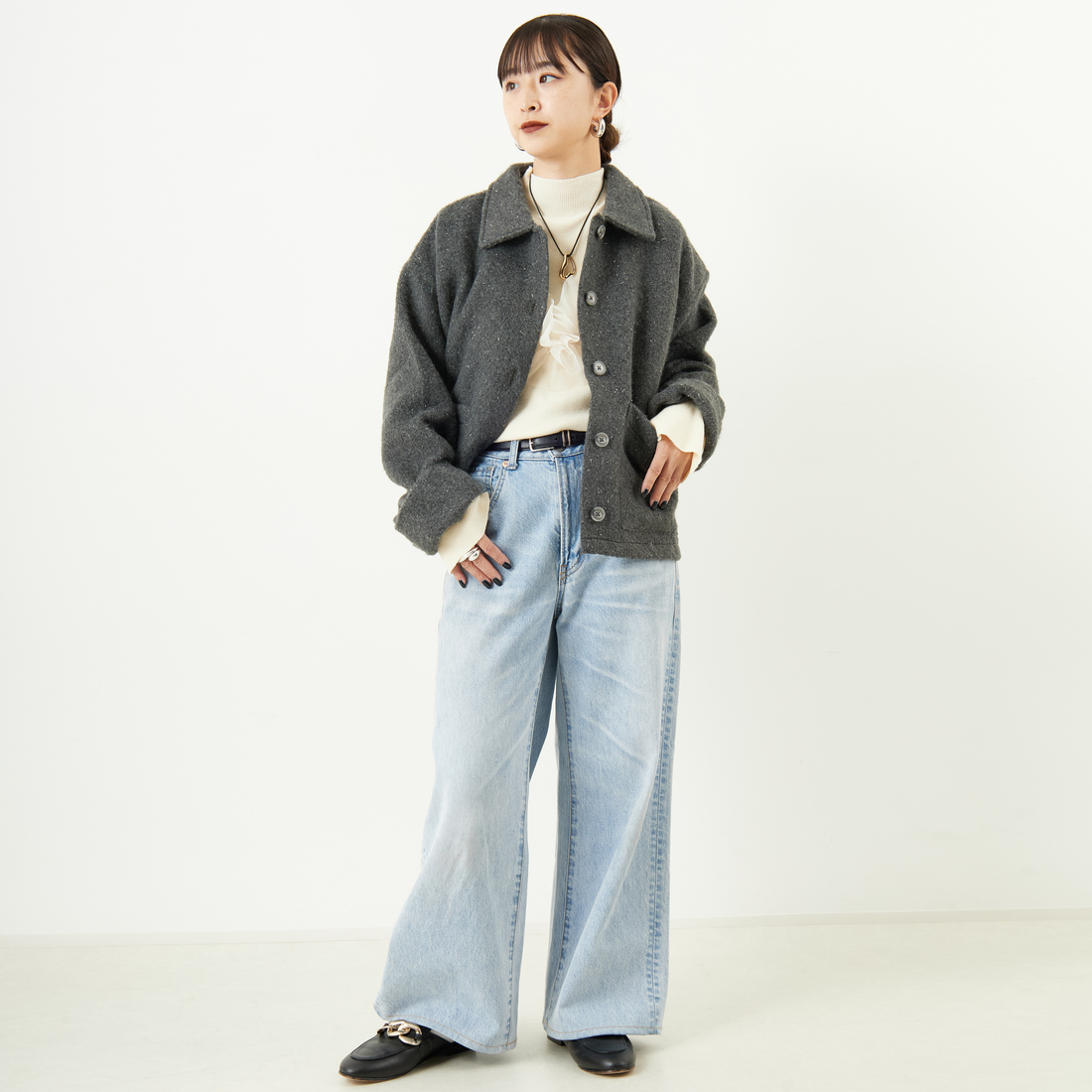 nenom [ネノム] ステンカラー ラメ起毛ジャケット [NE25132019] 08 CHARCOA &&モデル身長：150cm 着用サイズ：F&&