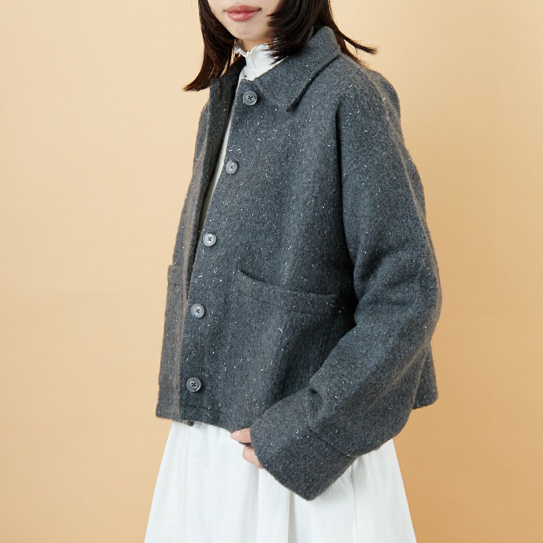 nenom [ネノム] ステンカラー ラメ起毛ジャケット [NE25132019] 08 CHARCOA &&モデル身長：162cm 着用サイズ：F&&