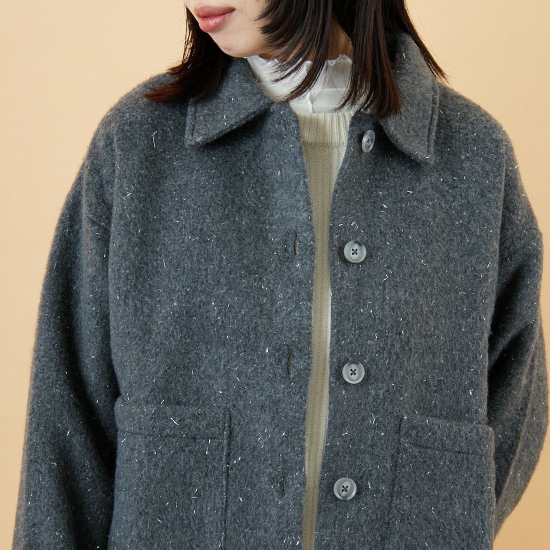 nenom [ネノム] ステンカラー ラメ起毛ジャケット [NE25132019] 08 CHARCOA &&モデル身長：162cm 着用サイズ：F&&