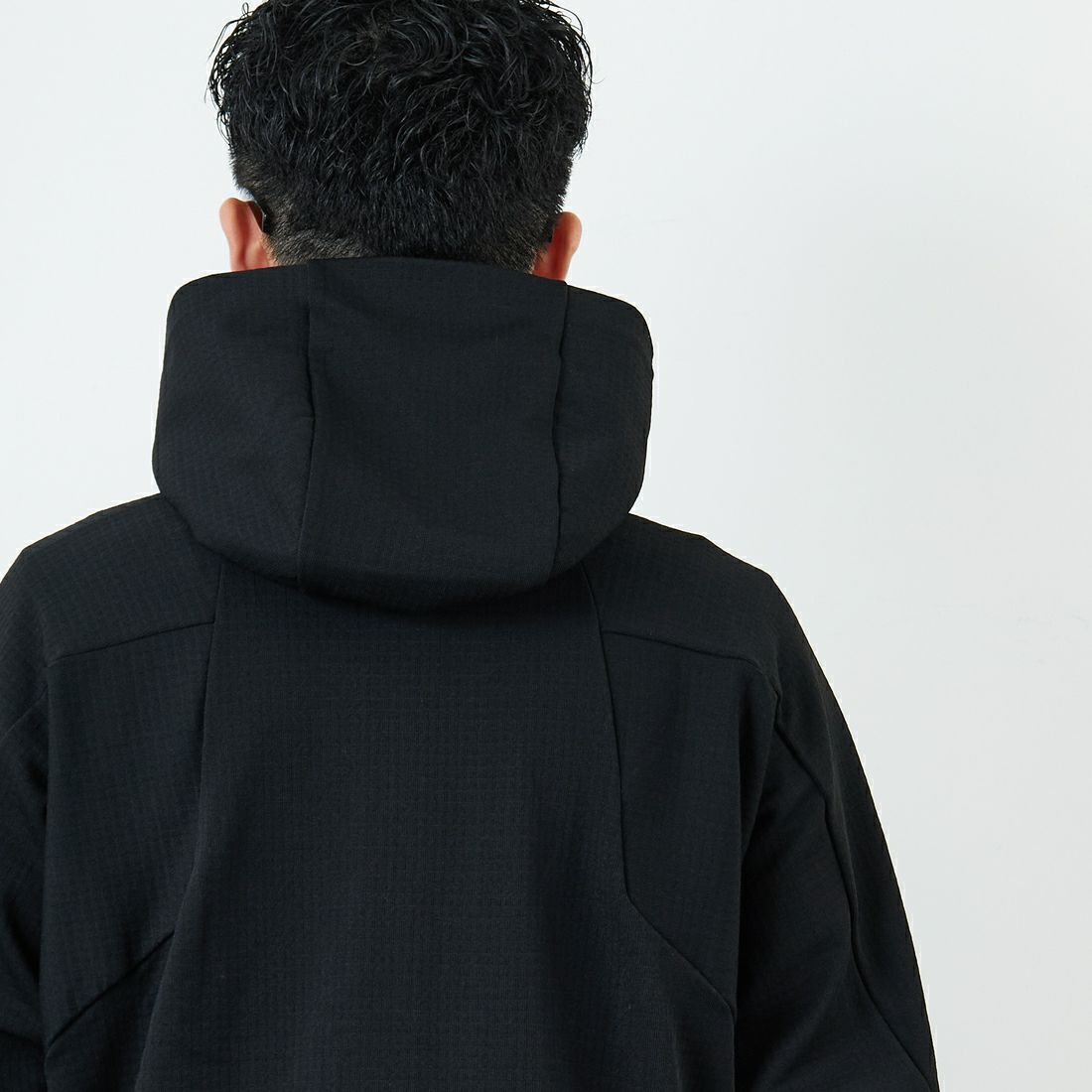 OAKLEY [オークリー] エンハンスグリッド フリースジャケット [FOA408211] 02E BLACKO &&モデル身長：168cm 着用サイズ：S&&