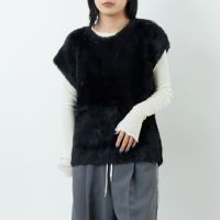 BLACK&&モデル身長：167cm 着用サイズ：F&&