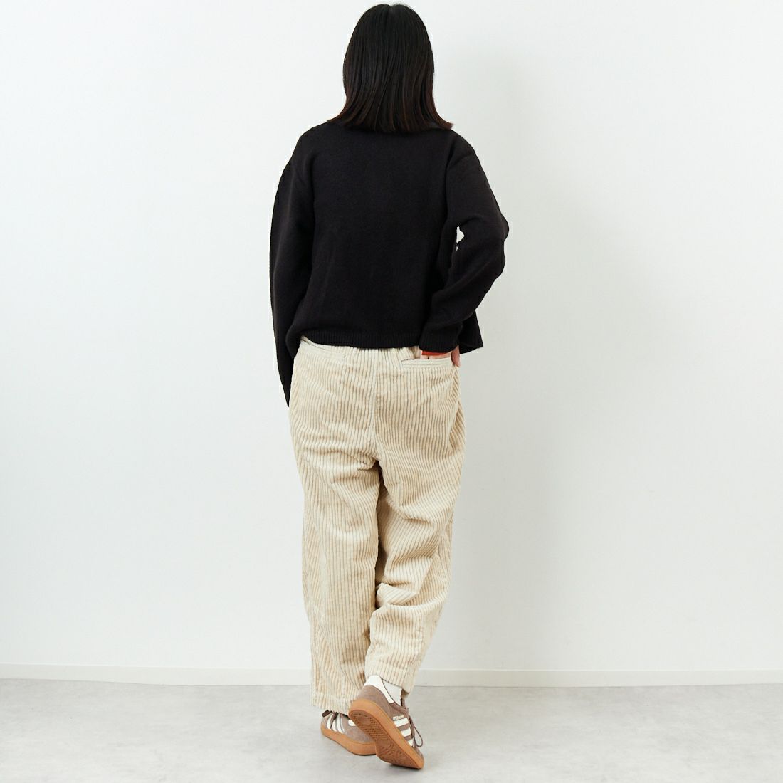 HARVESTY [ハーベスティ] ビッグコーデュロイサーカスパンツ [A12522] 31 IVORY &&モデル身長：162cm 着用サイズ：1&&