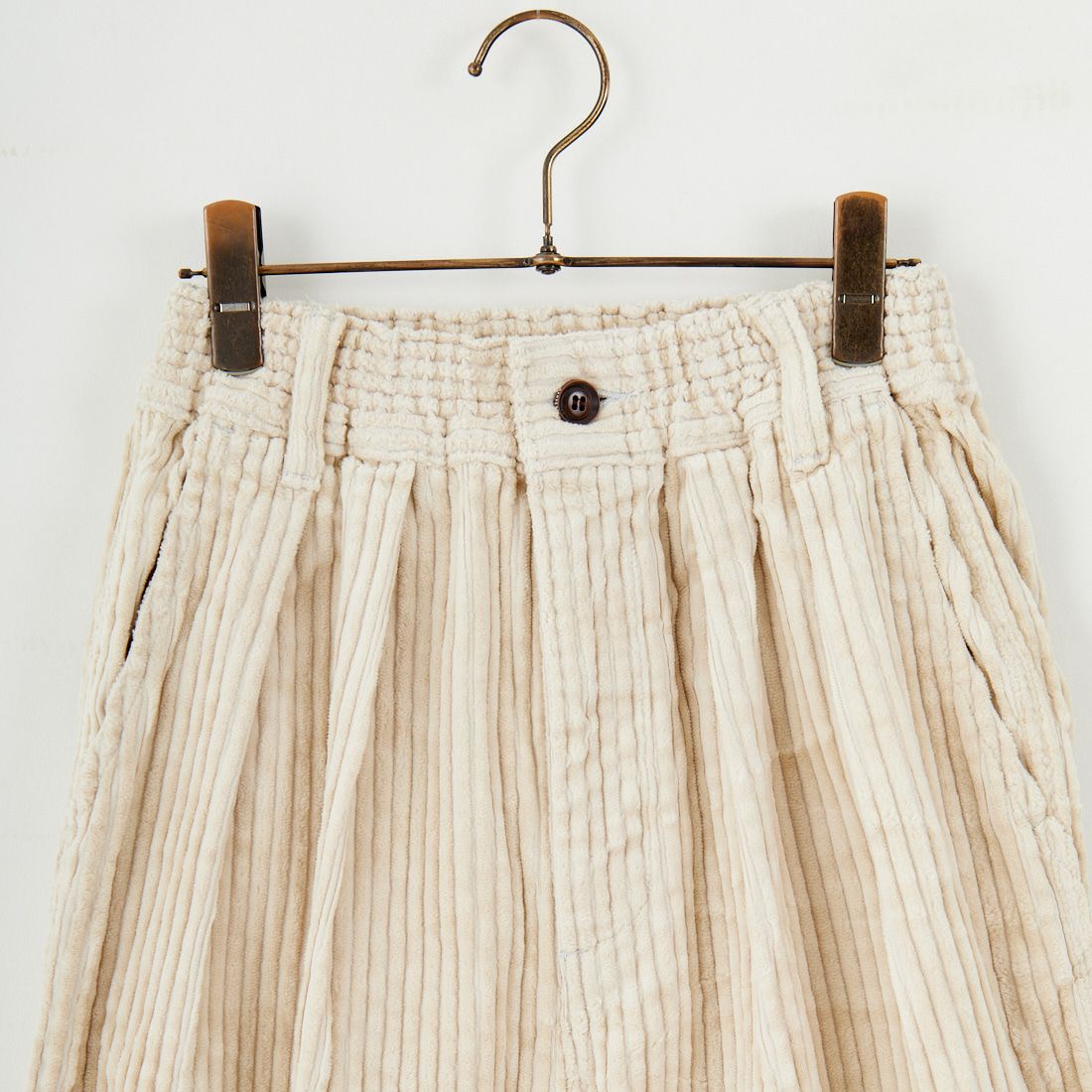 HARVESTY [ハーベスティ] ビッグコーデュロイサーカスパンツ [A12522] 31 IVORY