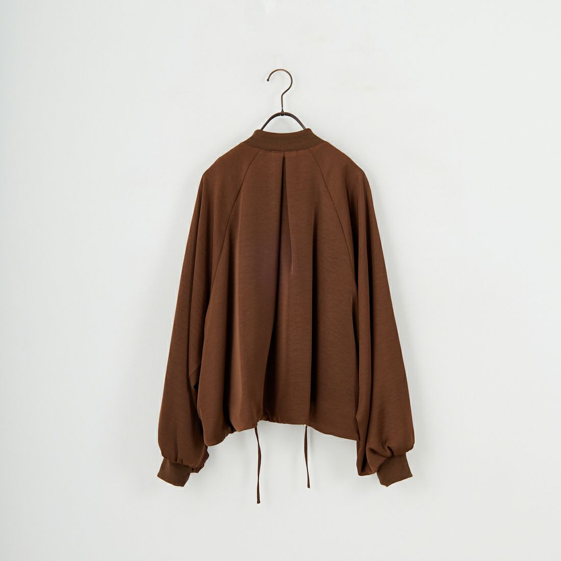 CHIGNON [シニヨン] サテンボリュームブルゾン [4654-033MK] BROWN