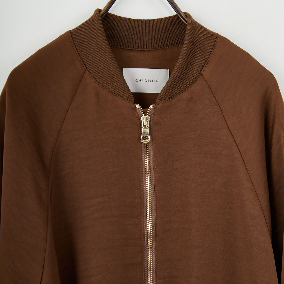 CHIGNON [シニヨン] サテンボリュームブルゾン [4654-033MK] BROWN