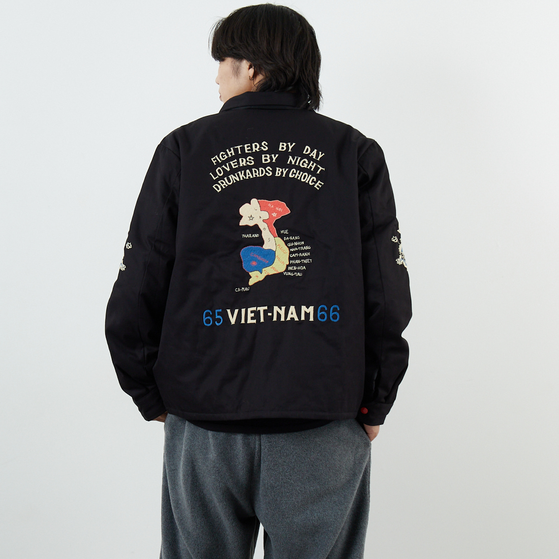 119 BLACK&&モデル身長：179cm 着用サイズ：L&&