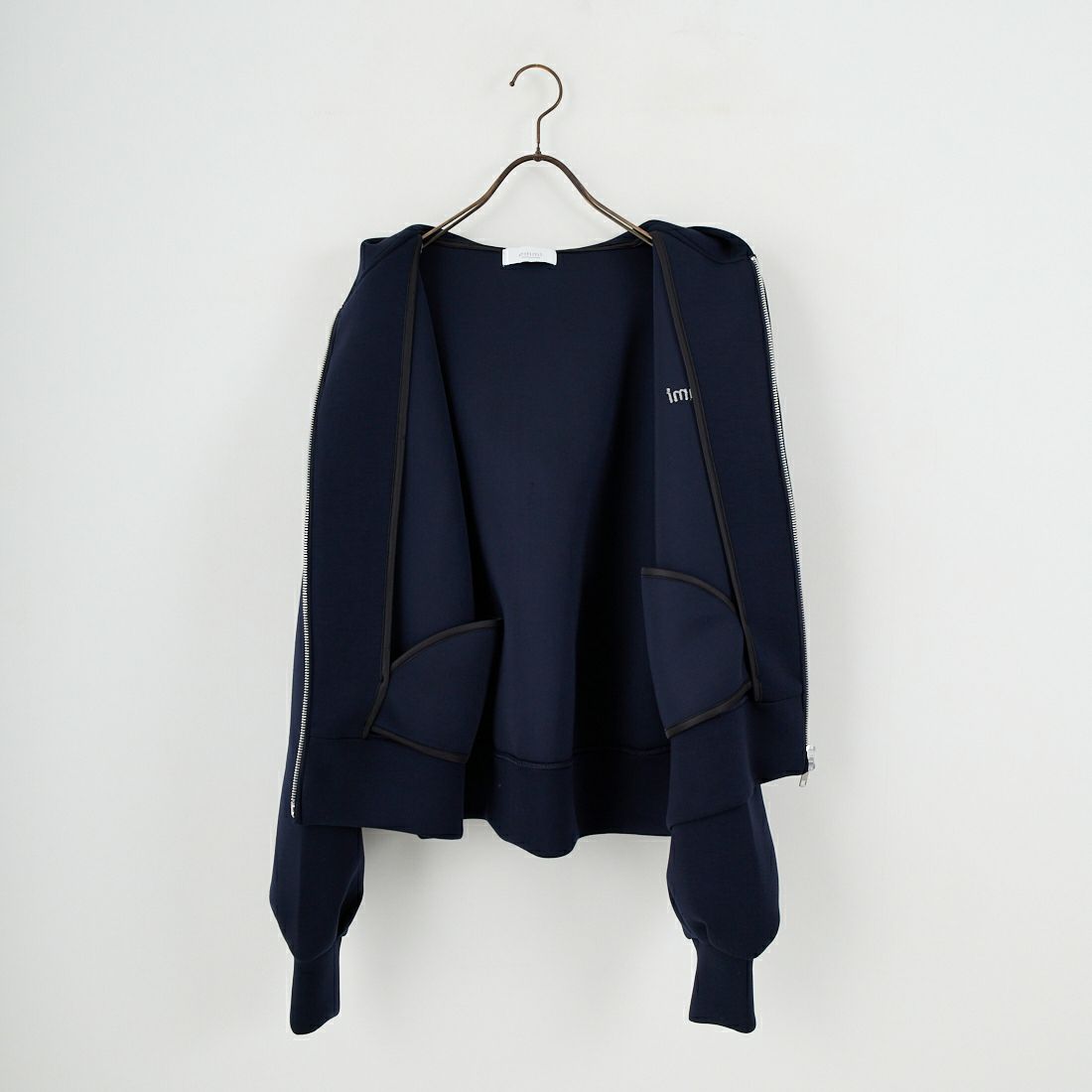 emmi [エミ] emmiロゴジップアップダンボールフーディ [13WCD254037] NVY