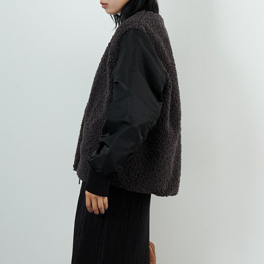 STELLA CIFFON [ステラシフォン] スーパーテディファー リバーシブルブルゾン [ST3-26101] 82 CHARCOA &&モデル身長：167cm 着用サイズ：36&&