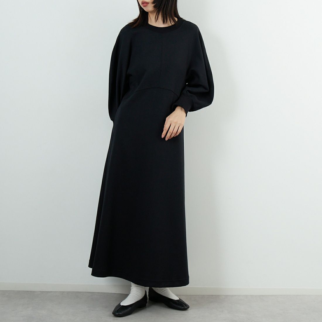 DIGNITE COLLIER [ディニテコリエ] ドルマン切替ワンピース [80256310] 004 ﾌﾞﾗｯｸ &&モデル身長：162cm 着用サイズ：F&&