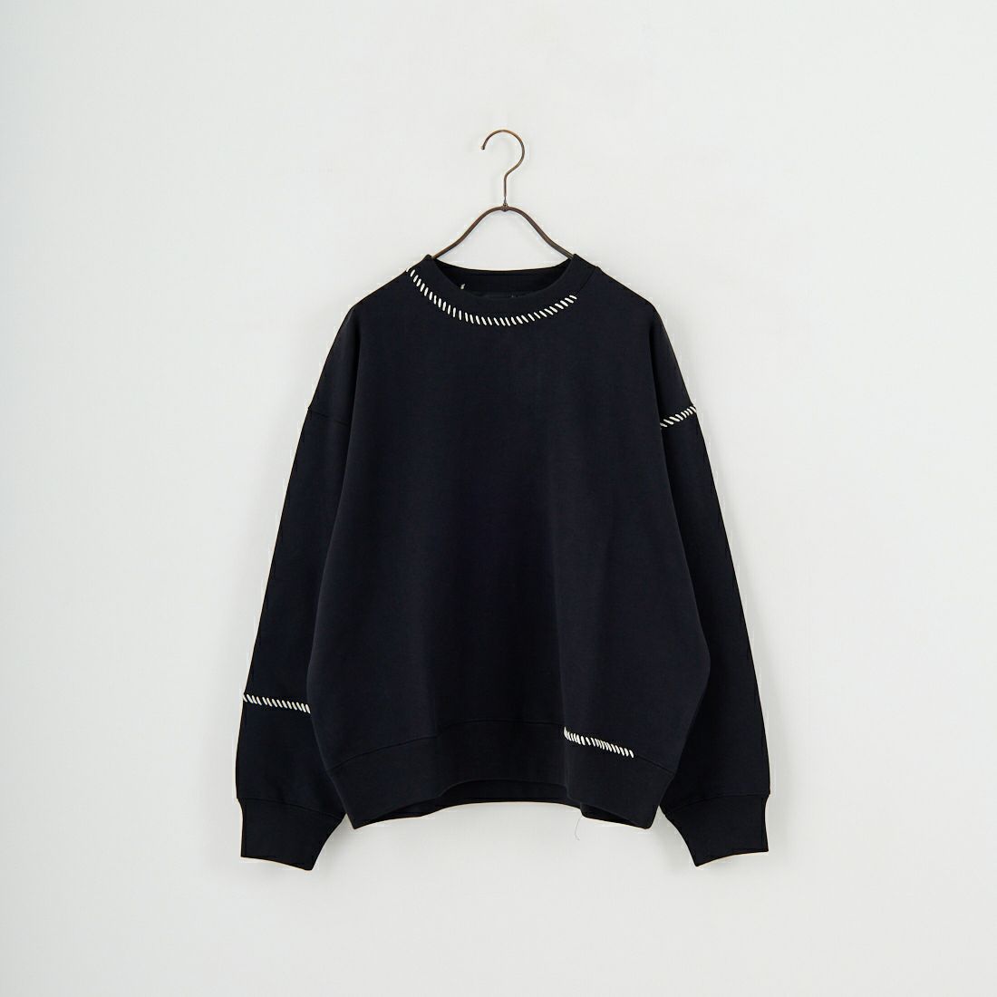 700 BLACK