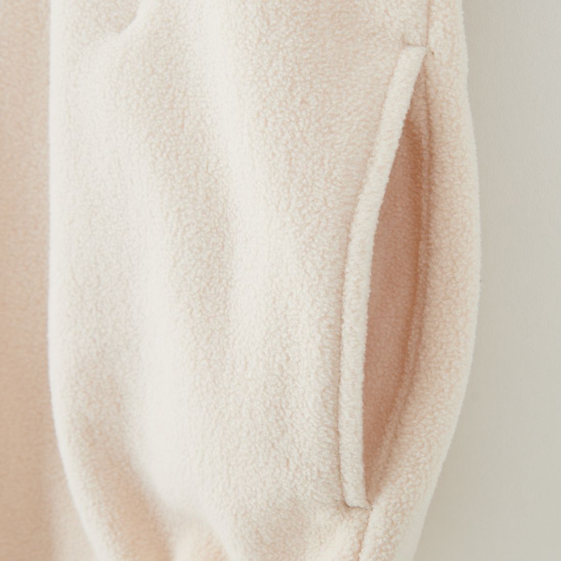 frostline [フロストライン] 別注 フリースハーフスナッププルオーバー [FL17-JK-IN5-JF] IVORY