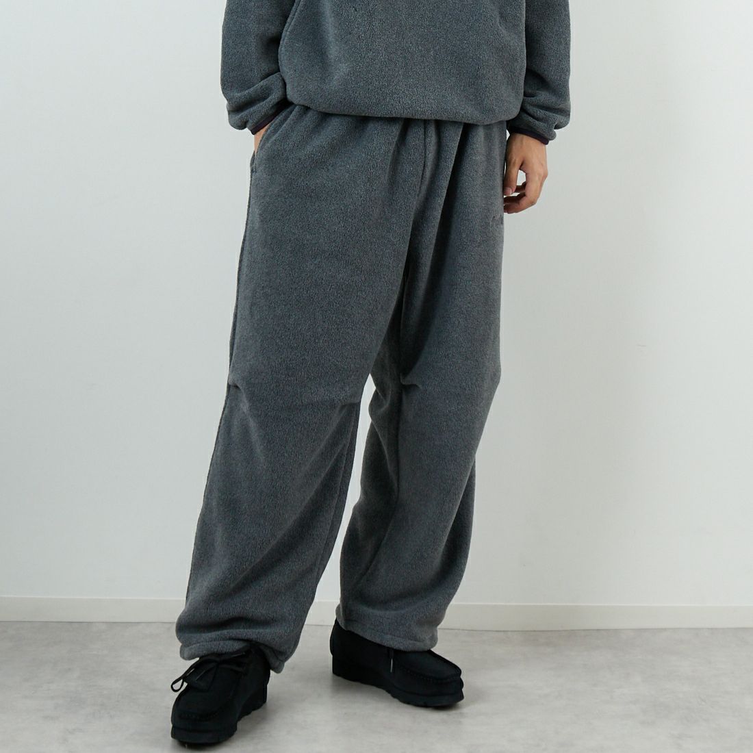 GRAY&&モデル身長：179cm 着用サイズ：L&&