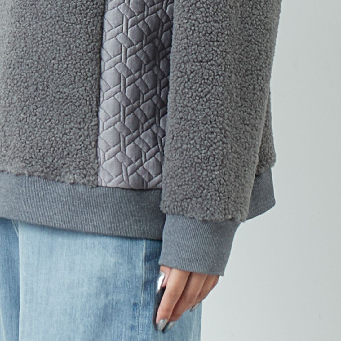 Jf Ready Made [ジェイエフレディメイド] ボア切替キルトプルオーバー [3107104] 805 ｸﾞﾚｲ &&モデル身長：162cm 着用サイズ：F&&