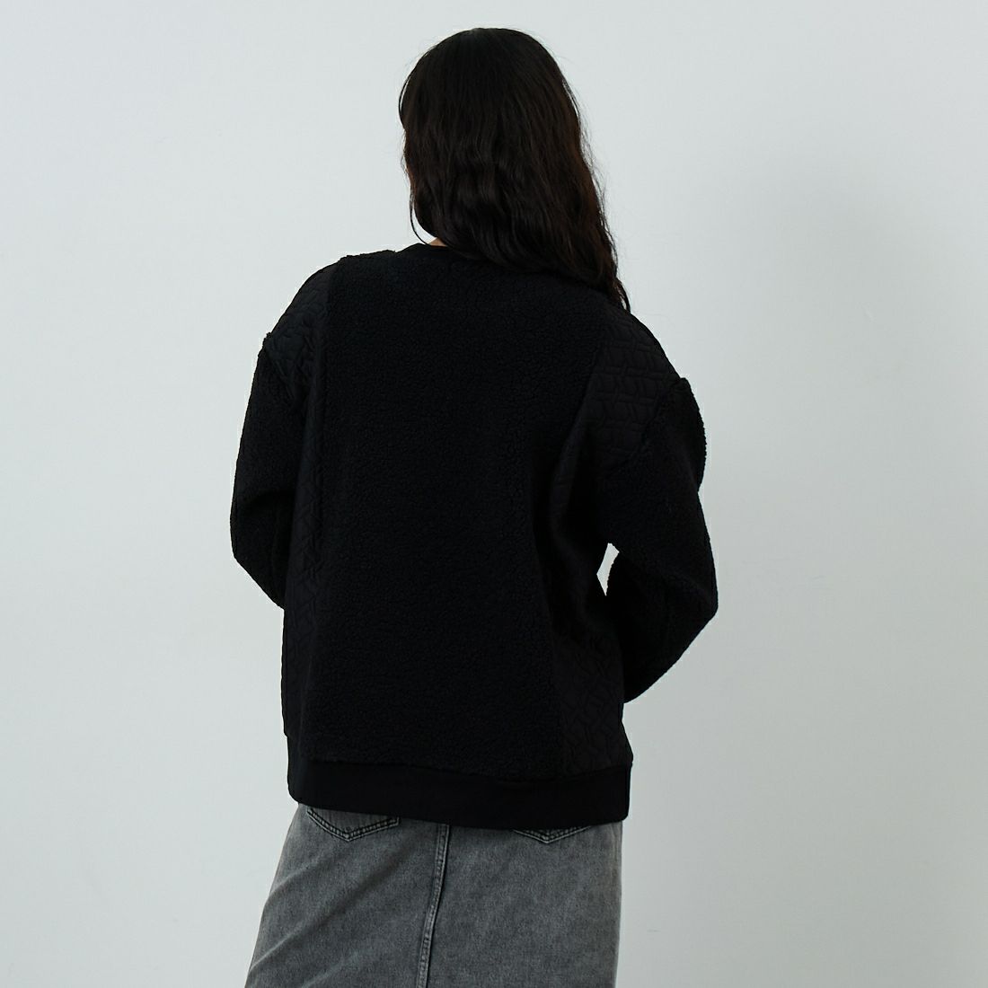 Jf Ready Made [ジェイエフレディメイド] ボア切替キルトプルオーバー [3107104] 801 ﾌﾞﾗｯｸ &&モデル身長：162cm 着用サイズ：F&&